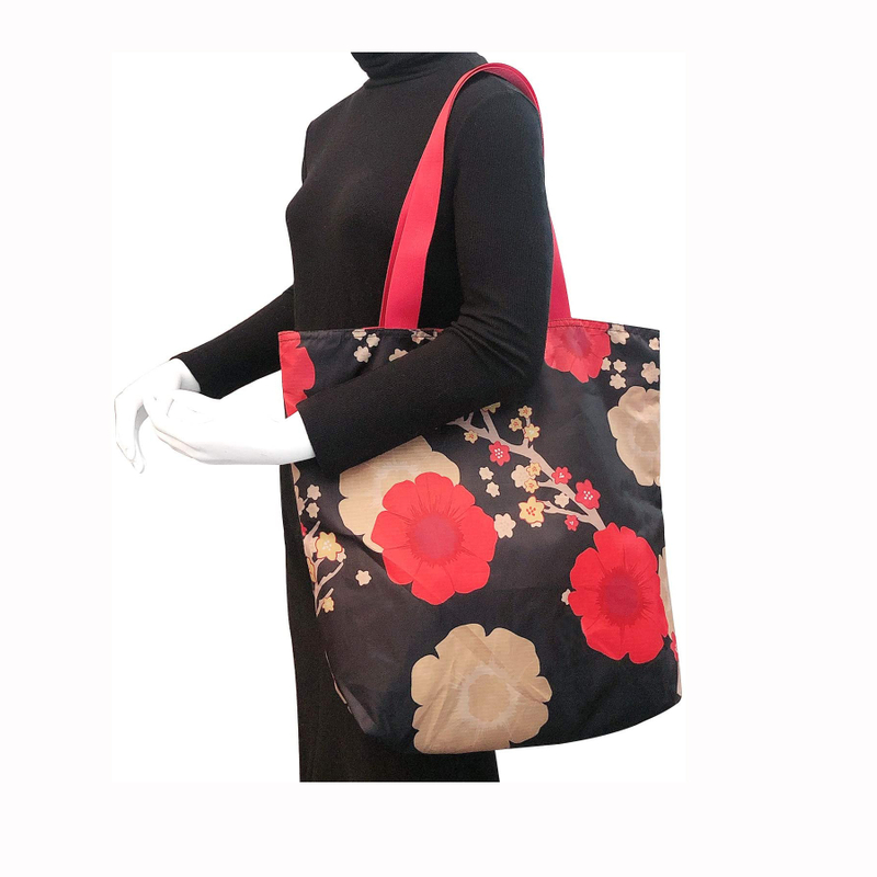  Wholesale Fashion Foldable Travel Ultralight Bag Shopping Outdoor Custom Bag Waterproof Bag Sports bag