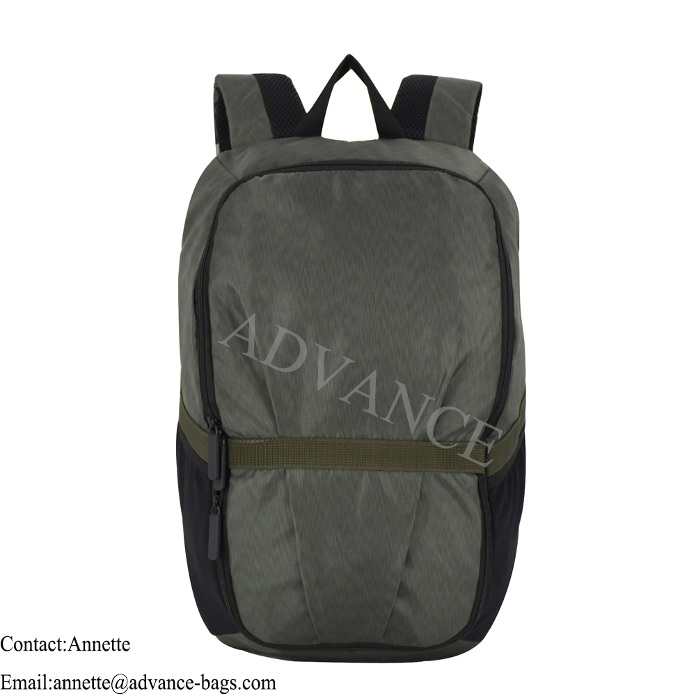 Hot Sale Lightweight Travel Daypack Outdoor Sport Backpacks Camping Hiking Knapsack Schhol Backpack