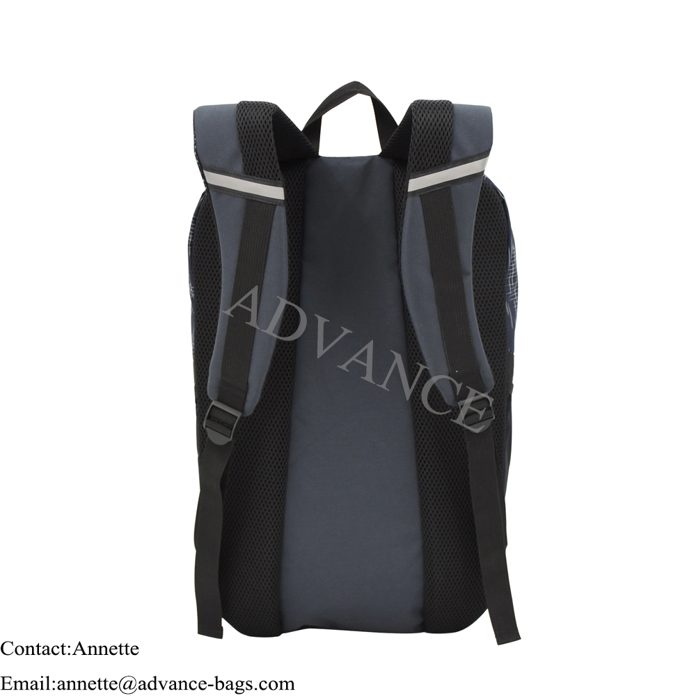 Hot Sale Lightweight Travel Daypack Outdoor Sport Backpacks Camping Hiking Knapsack Schhol Backpack