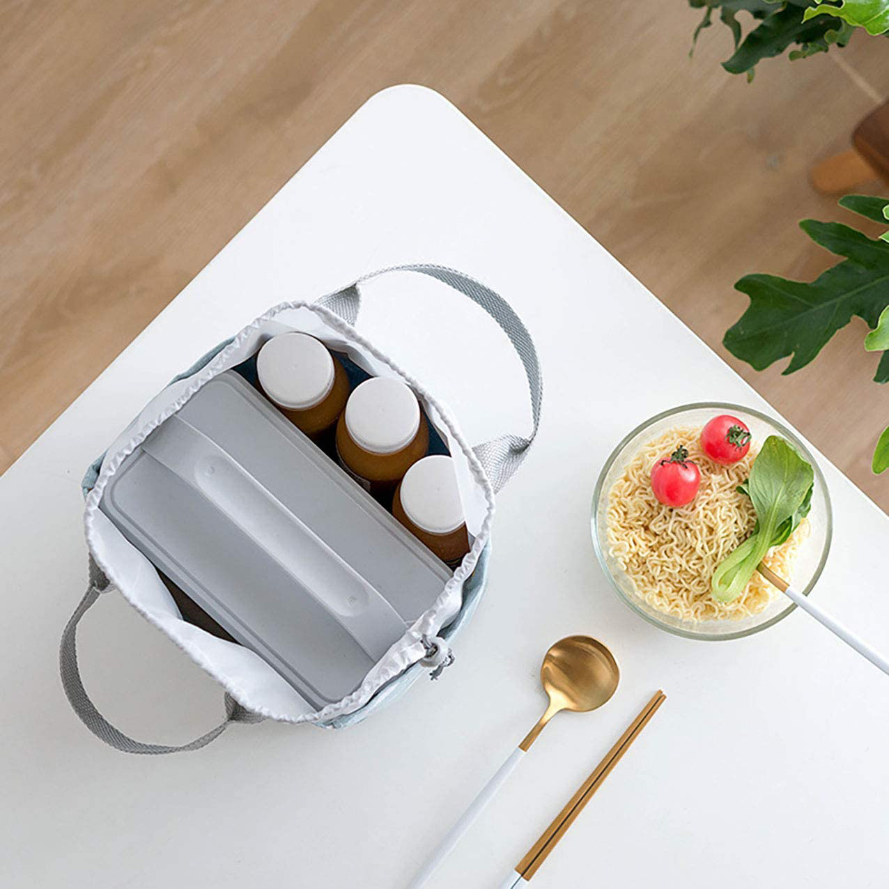  Portable Bag Picnic Bag Refrigerator Backpack Food Cooler Bags Fridge Bag Isothermal Camping Supplies Thermal Lunch Insulated Food Cooler Bag Outdoor Cooler bag