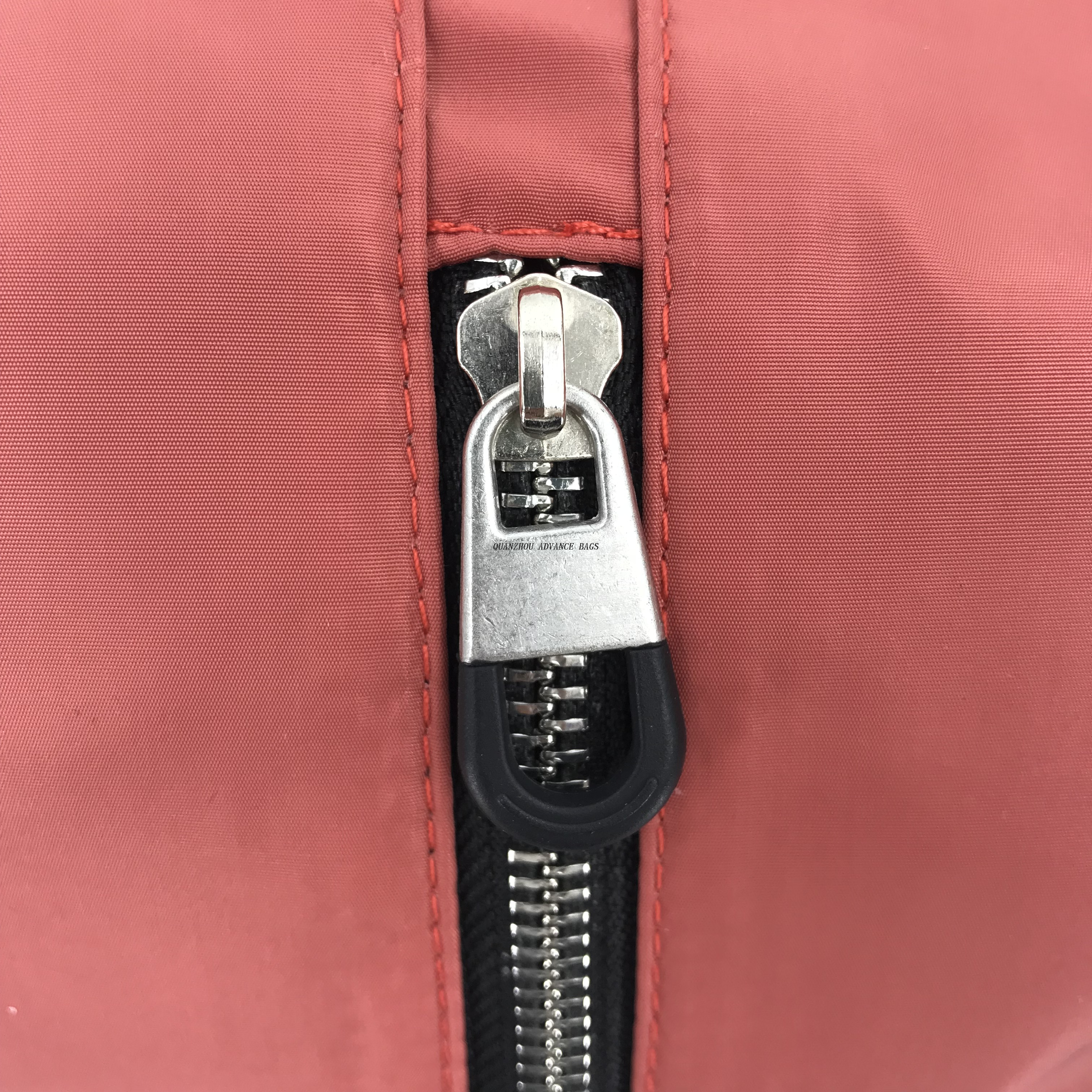 2021 New Fashionable Hiking Travel Sports Sling Bag Crossbody Messenger Shoulder Bag Sling Bag