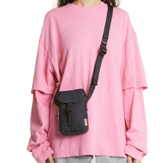 Wholesale Waterproof Mini Crossbody Bag Multifunctional Mobile Phone Crossbody Bag with Adjustable Strap for Men and Women