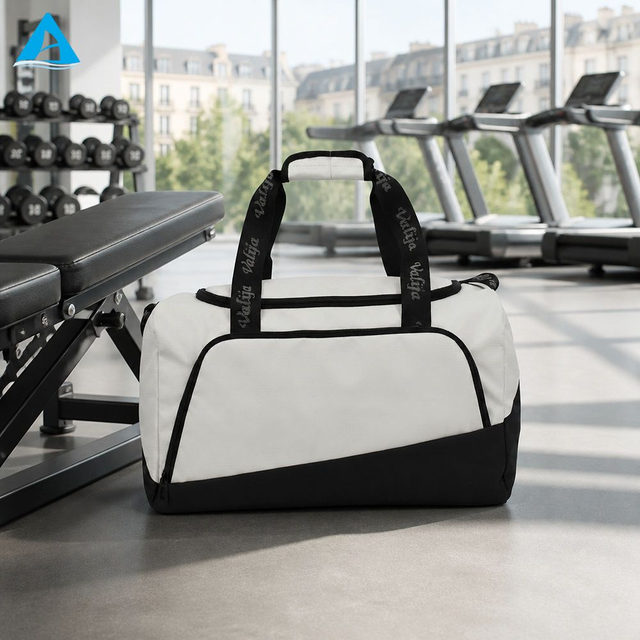 Large Capacity Gym Bag Men Women Sports Duffel Bag with Adjustable Strap Sherpa Shoulder Pad Durable Ripstop Fabric Travel Weekend Bag