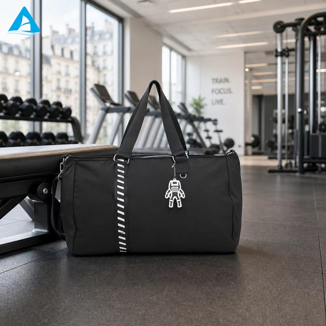 Large Capacity Weekender Overnight Travel Duffle Bag Waterproof Fabric Tote Shoulder Bag Duffle Sports Gym Bag for Outdoor